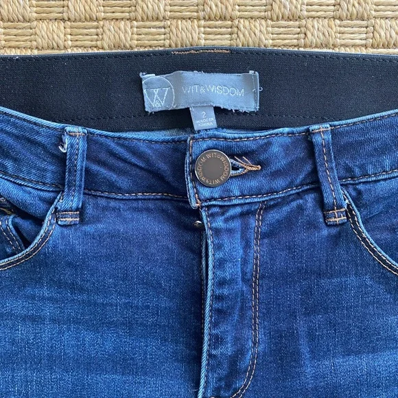 Wit and Wisdom Absolution Skinny Jeans 2 - Picture 3 of 5